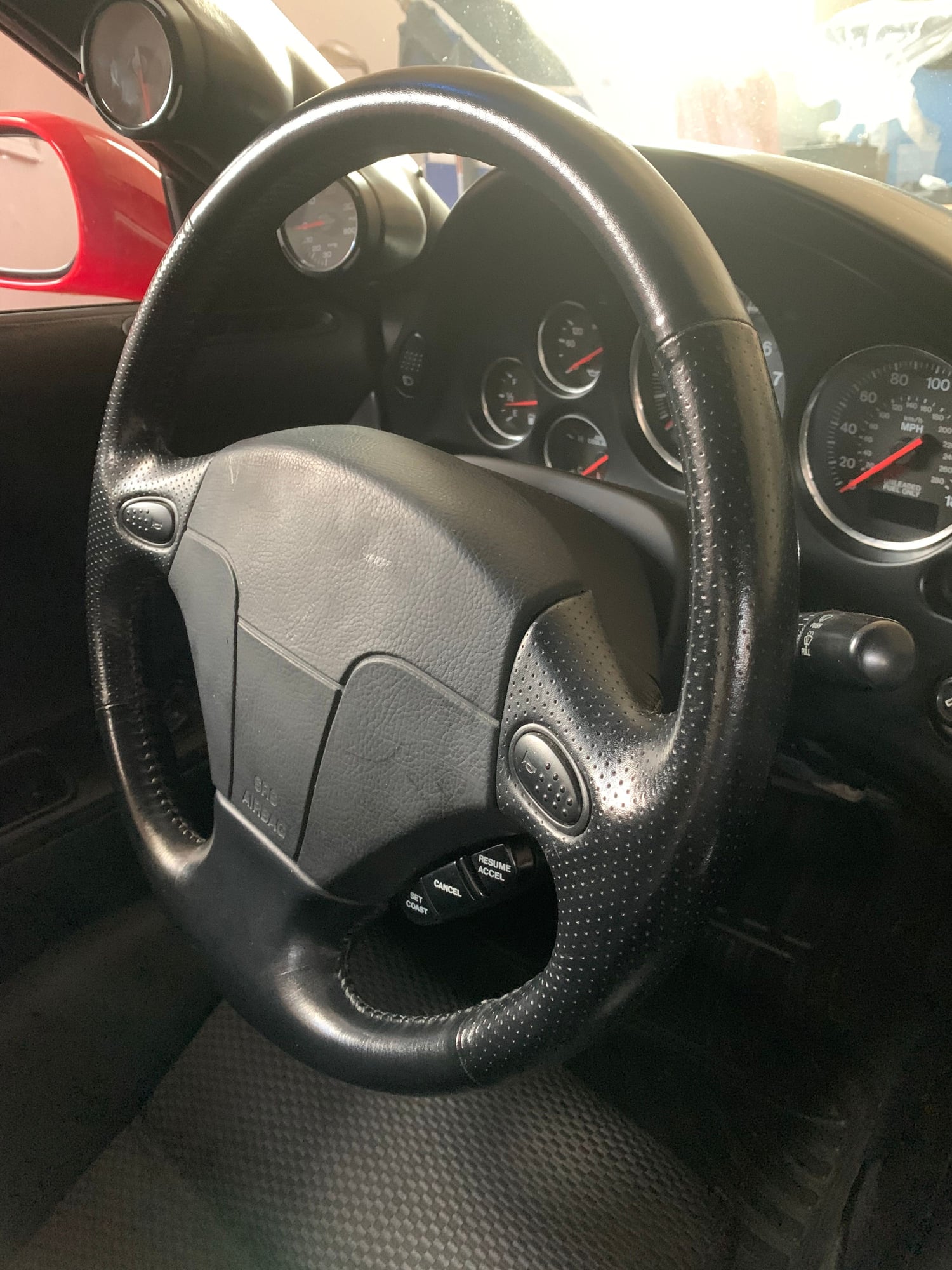 Interior/Upholstery - FD Steering wheel and airbag - Used - 1993 to 1995 Mazda RX-7 - Providence, RI 02860, United States