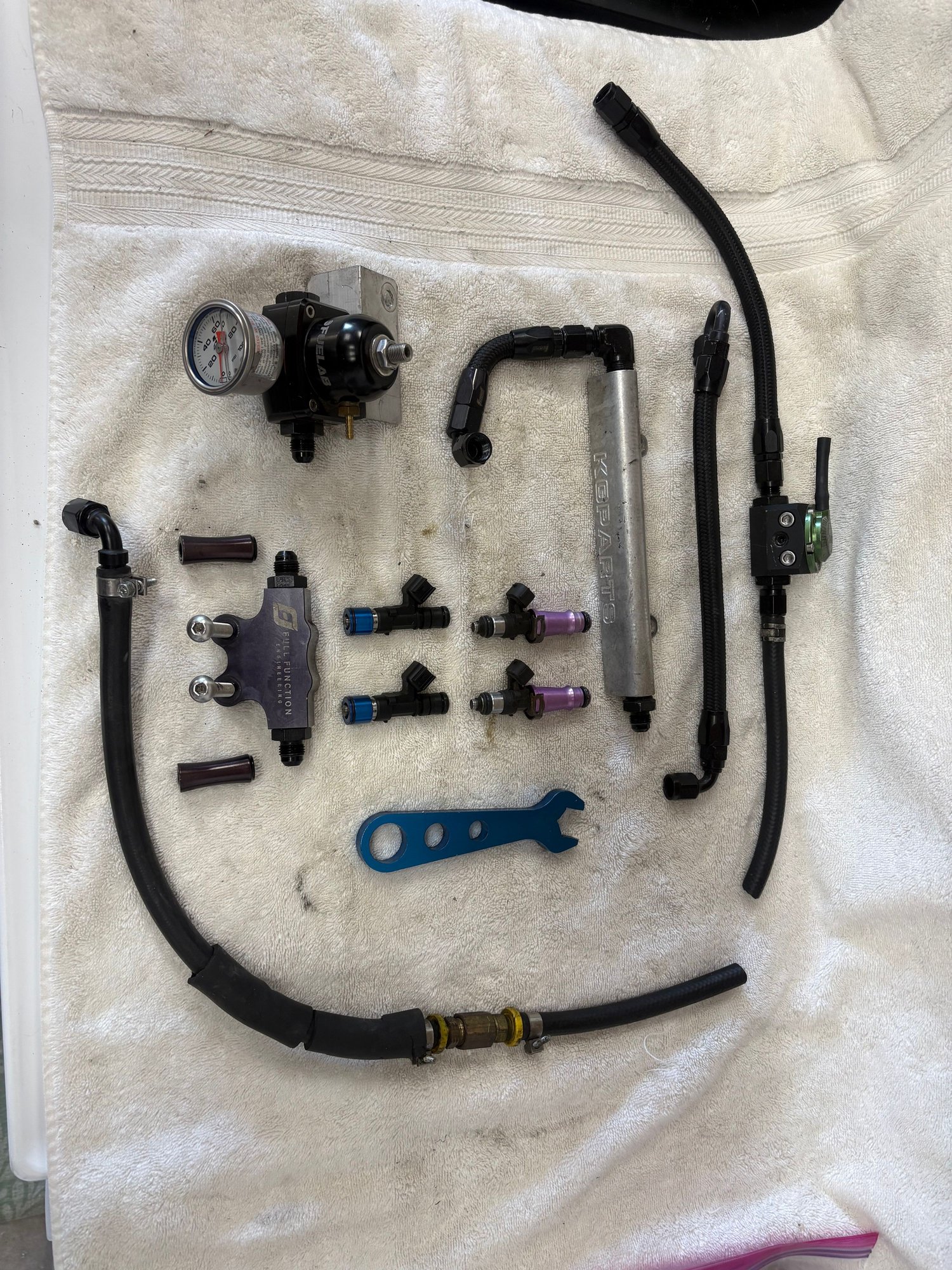Engine - Intake/Fuel - FFE Fuel system ID1000/2000 Fuel  lab Radium - Used - 0  All Models - Torrance, CA 90501, United States