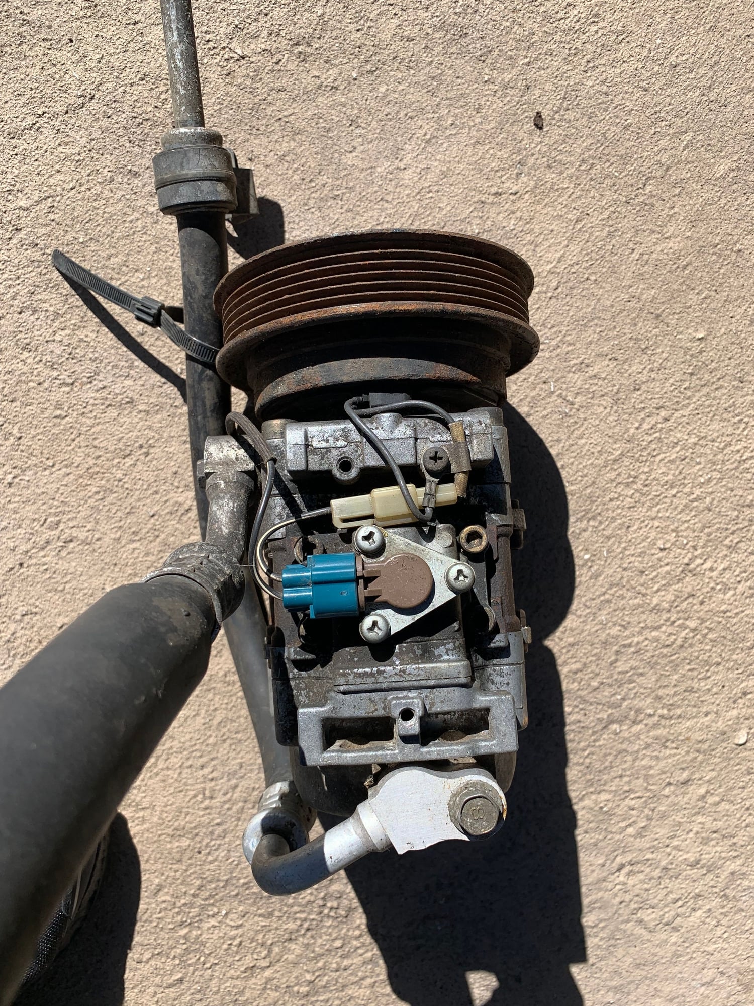 Engine - Electrical - Jdm FD rx7 clean engine harness/air con compressor - Used - 1993 to 2023 Mazda RX-7 - Orlando, FL 32825, United States