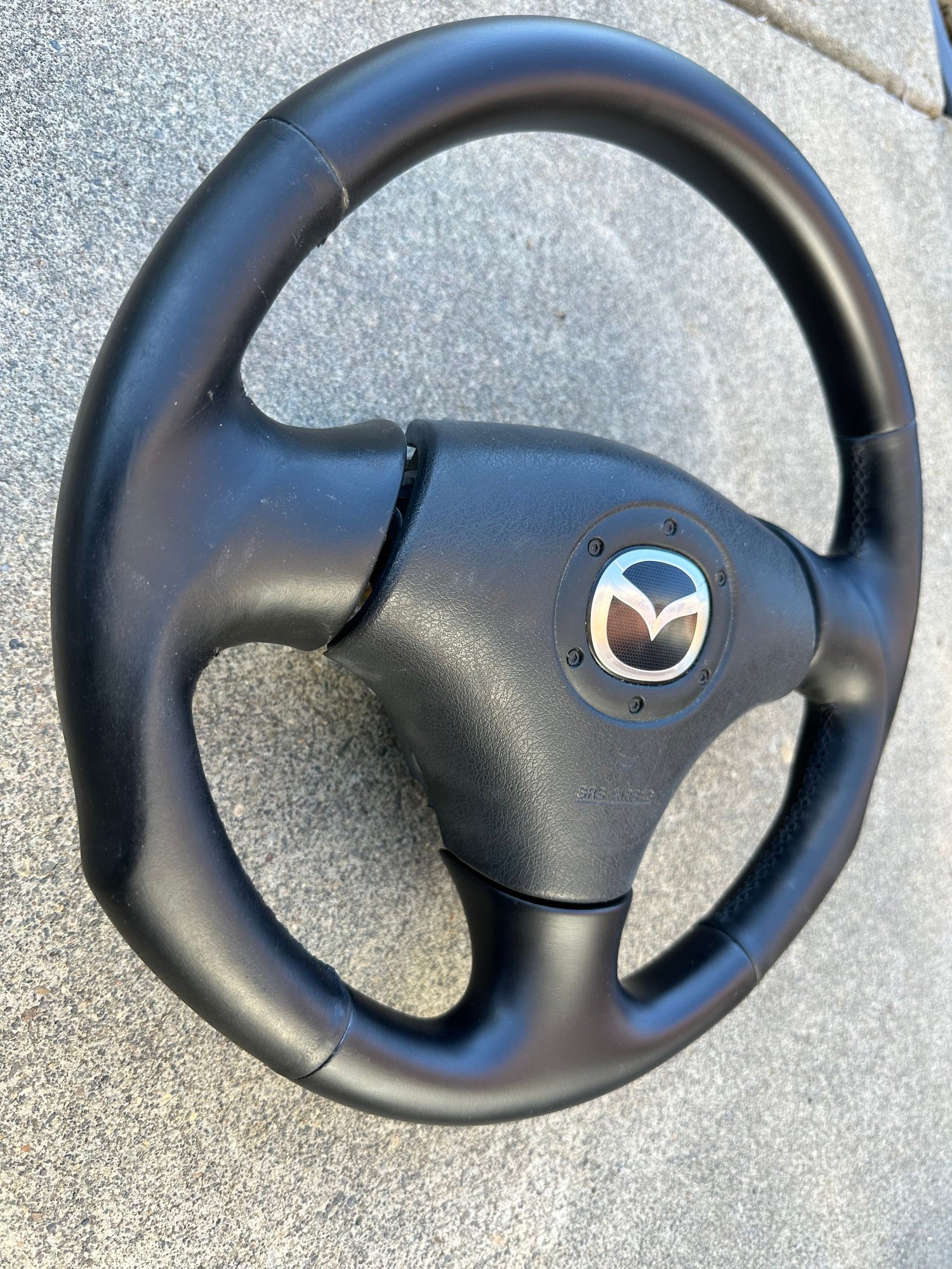 Steering/Suspension - Steering wheel - Used - 1993 to 2002 Mazda RX-7 - Medford, OR 97504, United States
