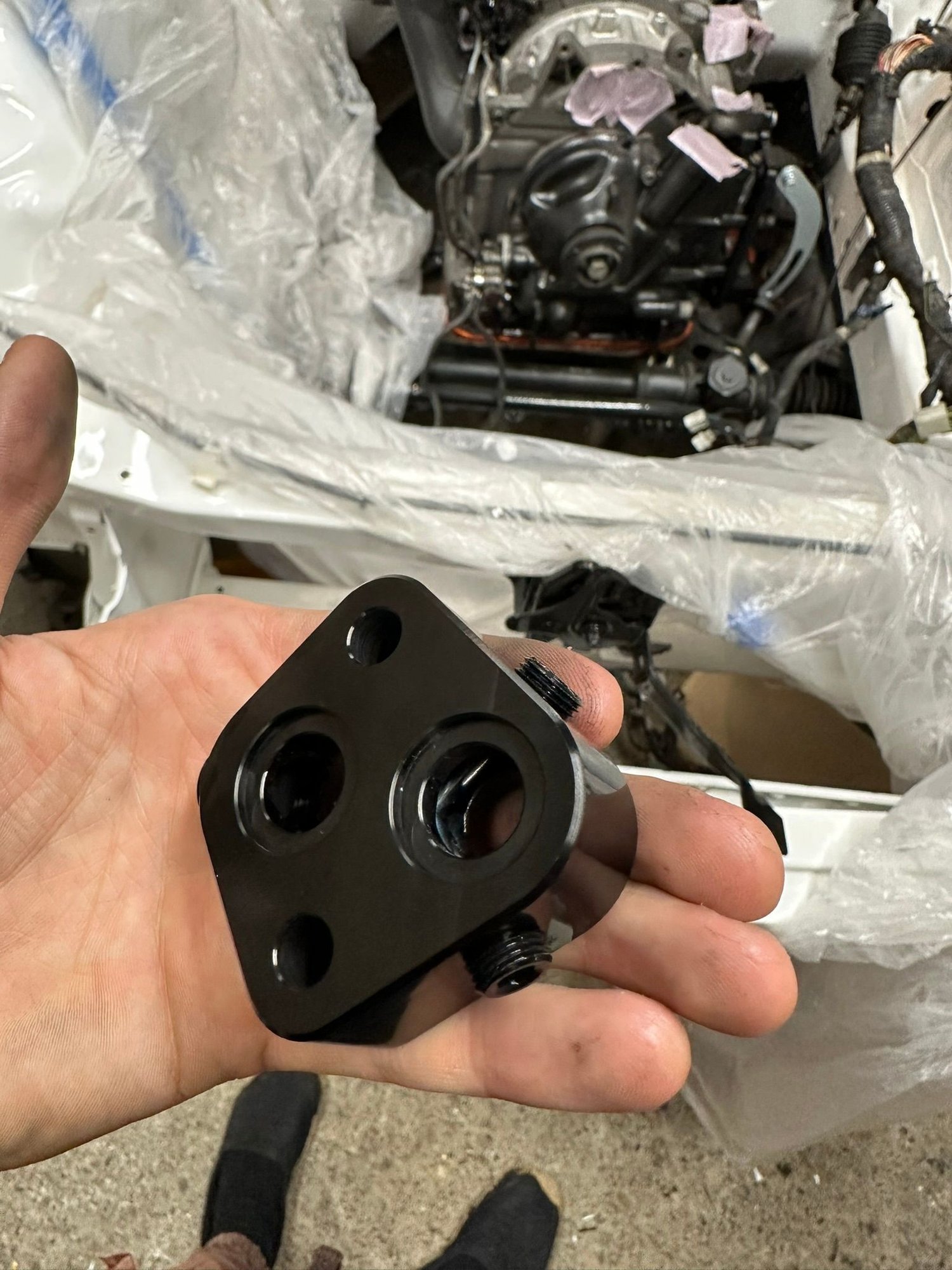 Oil filter pedastral for Temp and pressure sensor