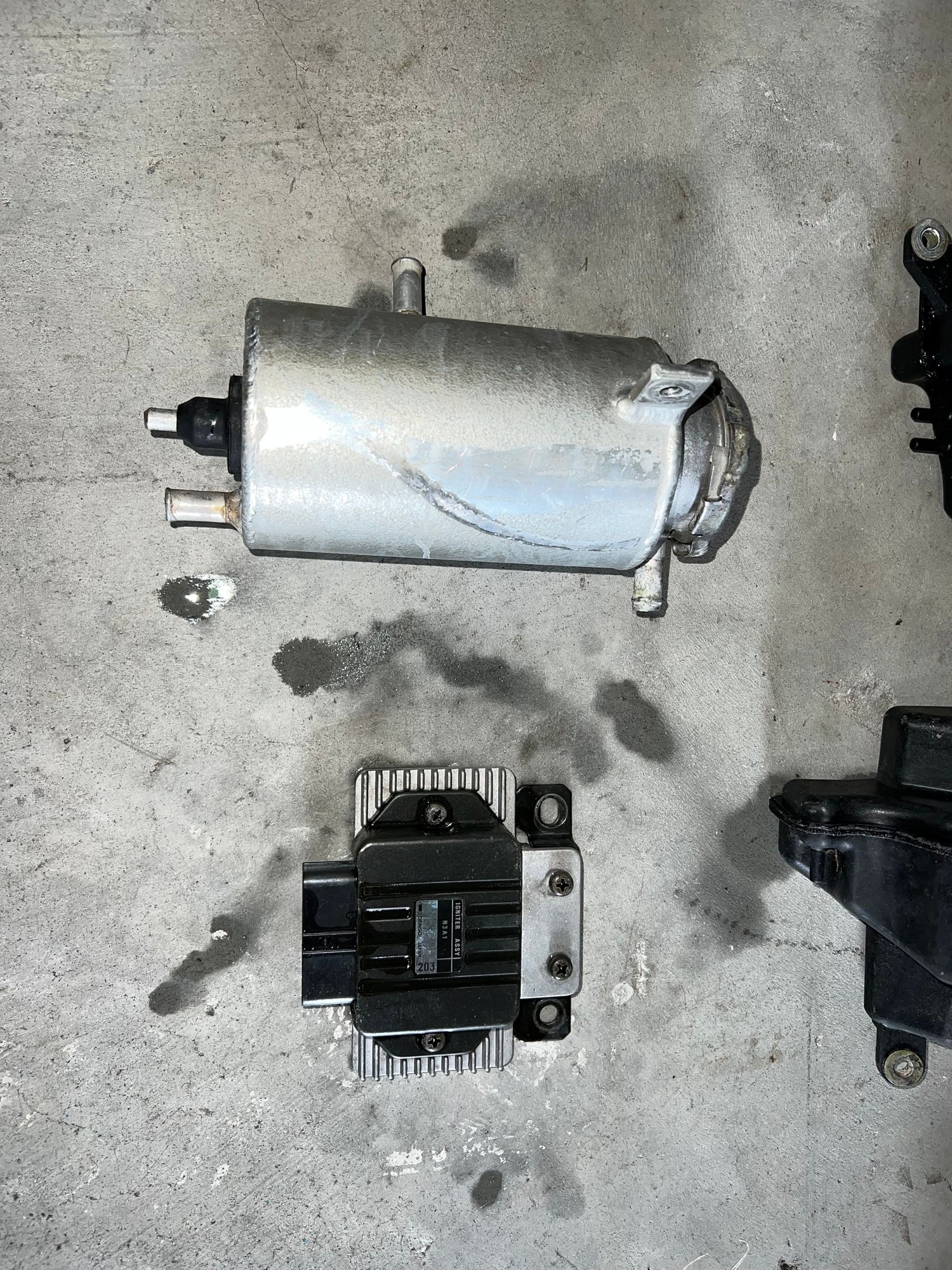 Accessories - FS: M2 CF intake box, 3” Downpipe, Oem ignition, Oem cluster/hood. - Used - -1 to 2024  All Models - Winter Haven, FL 33881, United States