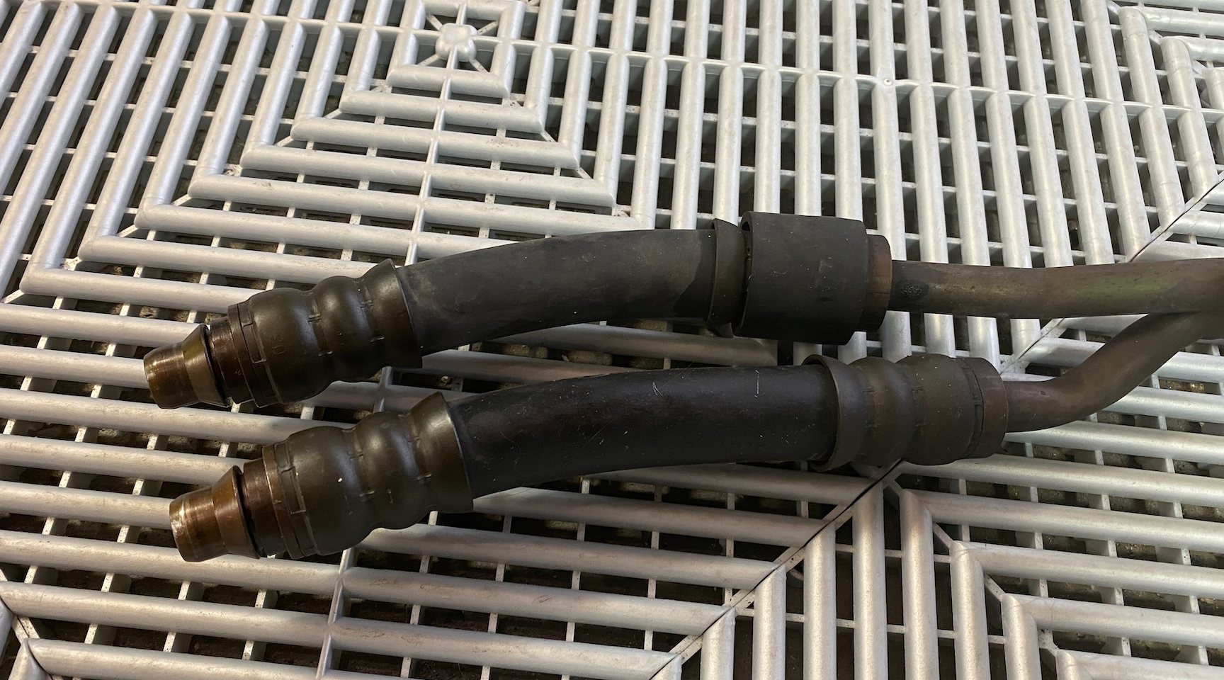 Miscellaneous - FD3S OEM R1/R2 Dual Oil Cooler Hose 14-830B-N3A3 - Used - 1993 to 1995 Mazda RX-7 - Half Moon Bay, CA 94019, United States