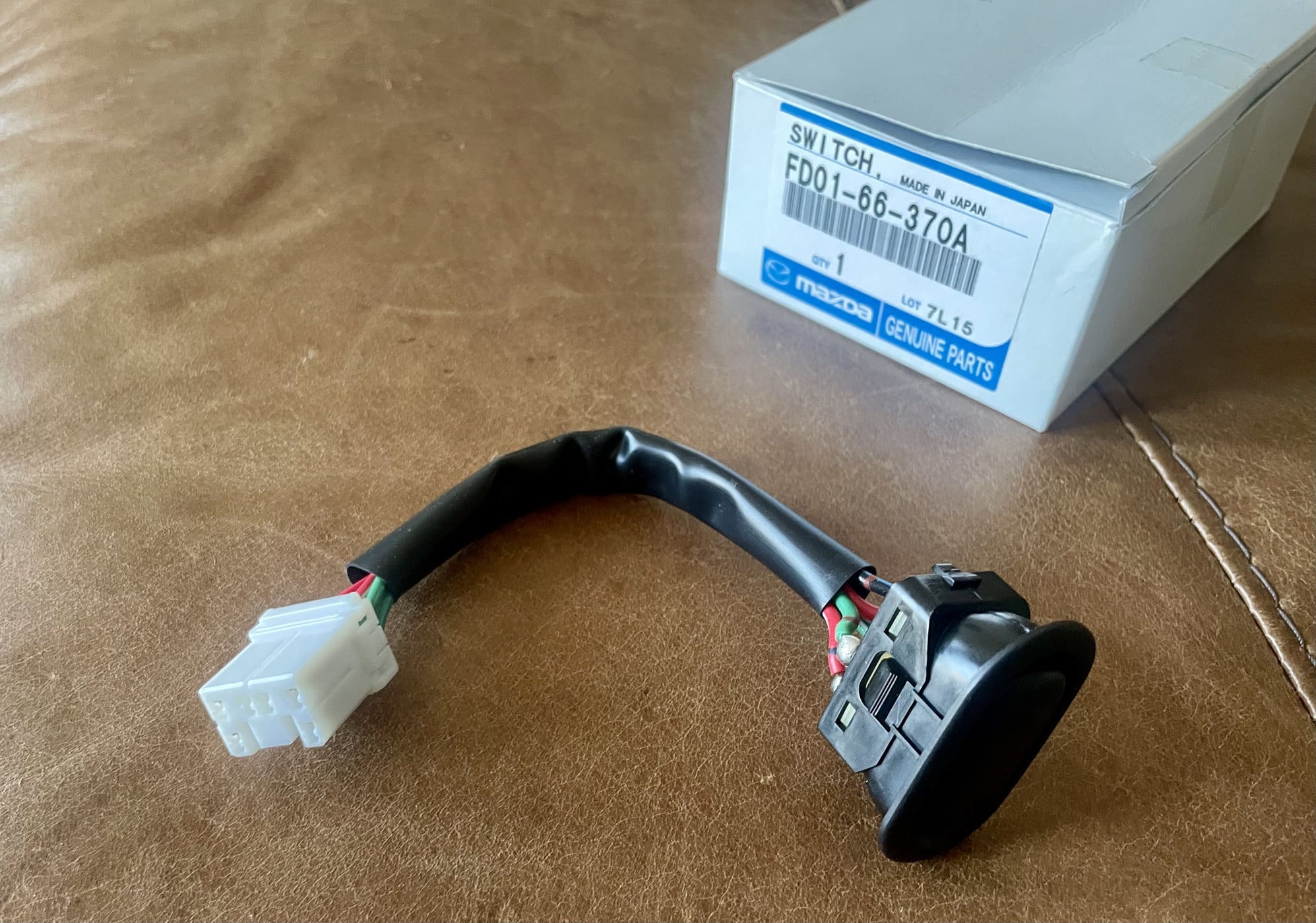 Interior/Upholstery - Right Power Window Switch OEM - p/n FD01-66-370A (2 Avail.) - New - 1993 to 1995 Mazda RX-7 - Falls Church, VA 22042, United States
