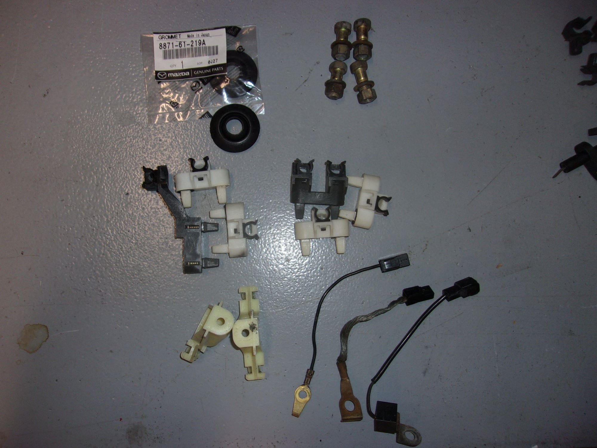 Miscellaneous - Hard-To-Find Parts #18 - Used - 1993 to 1995 Mazda RX-7 - Murfreesboro, TN 37130, United States