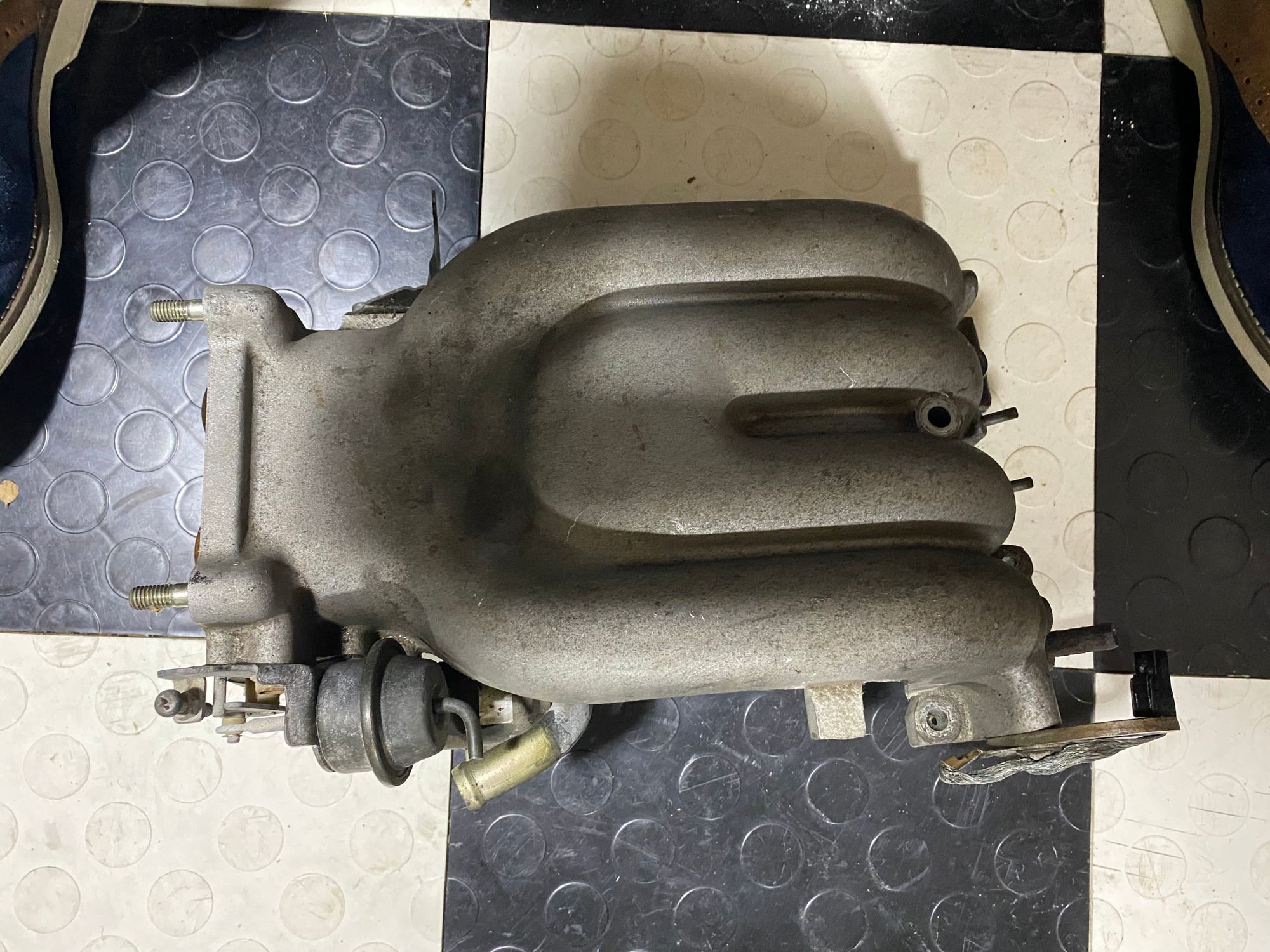 Engine - Intake/Fuel - FD Upper and Lower Intake manifolds - Used - 1993 to 1995 Mazda RX-7 - Lantana, TX 76226, United States