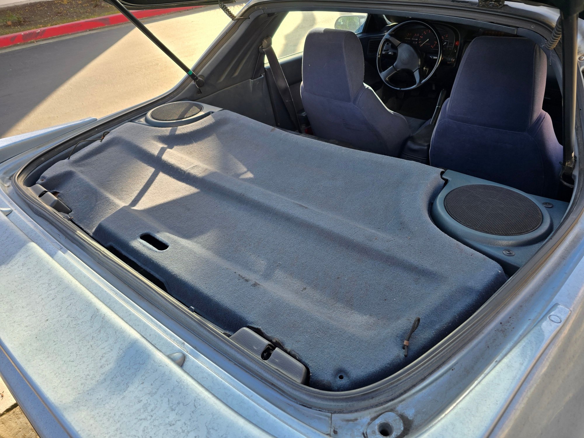 Good looking Privacy Cover though the area where it pivots are damaged.