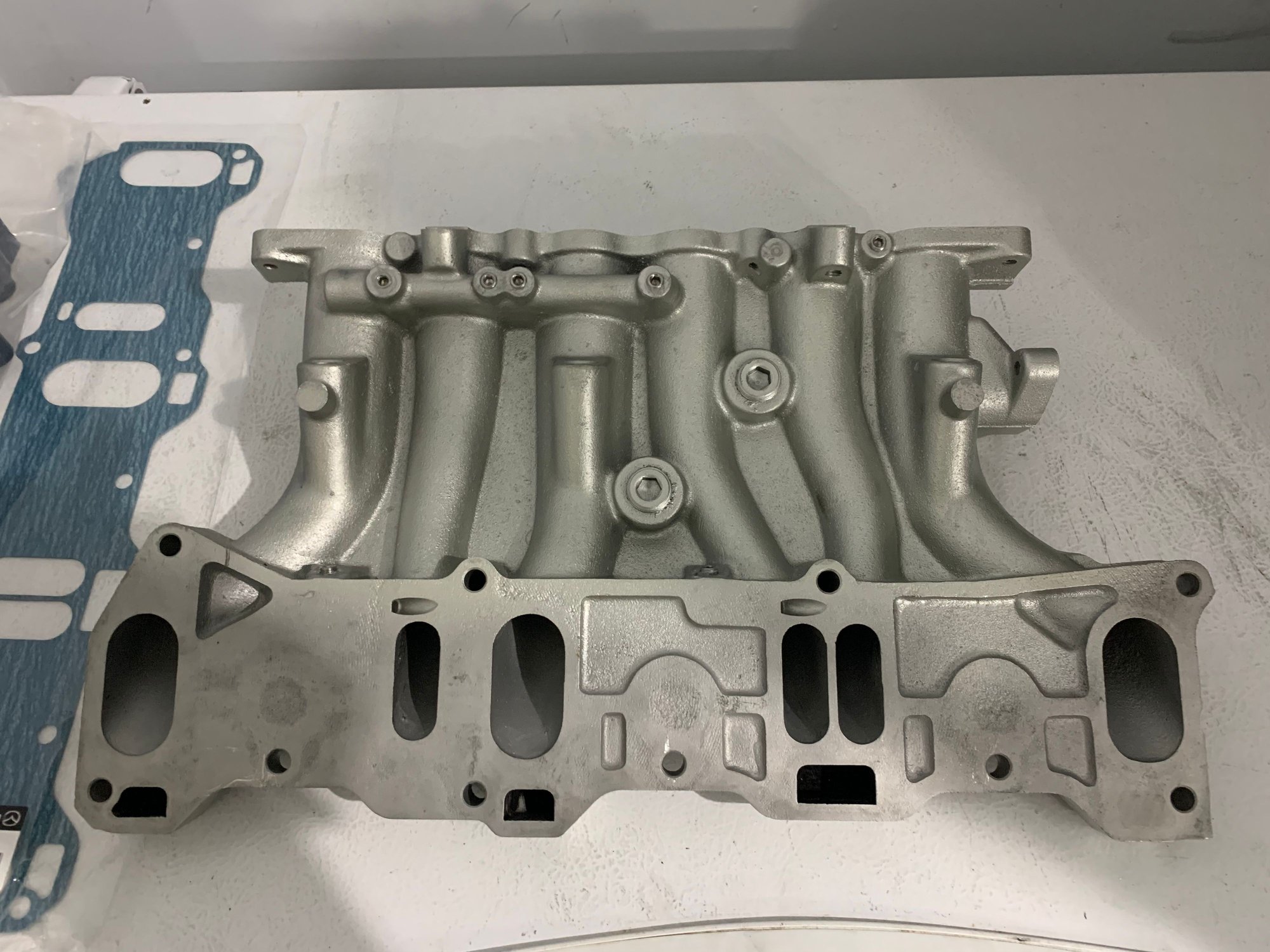 Engine - Intake/Fuel - 20B Lower Intake Parts - Gasket, FFE Rail, Stock LIM - Used - 1993 to 2002 Mazda RX-7 - Allentown, PA 18031, United States