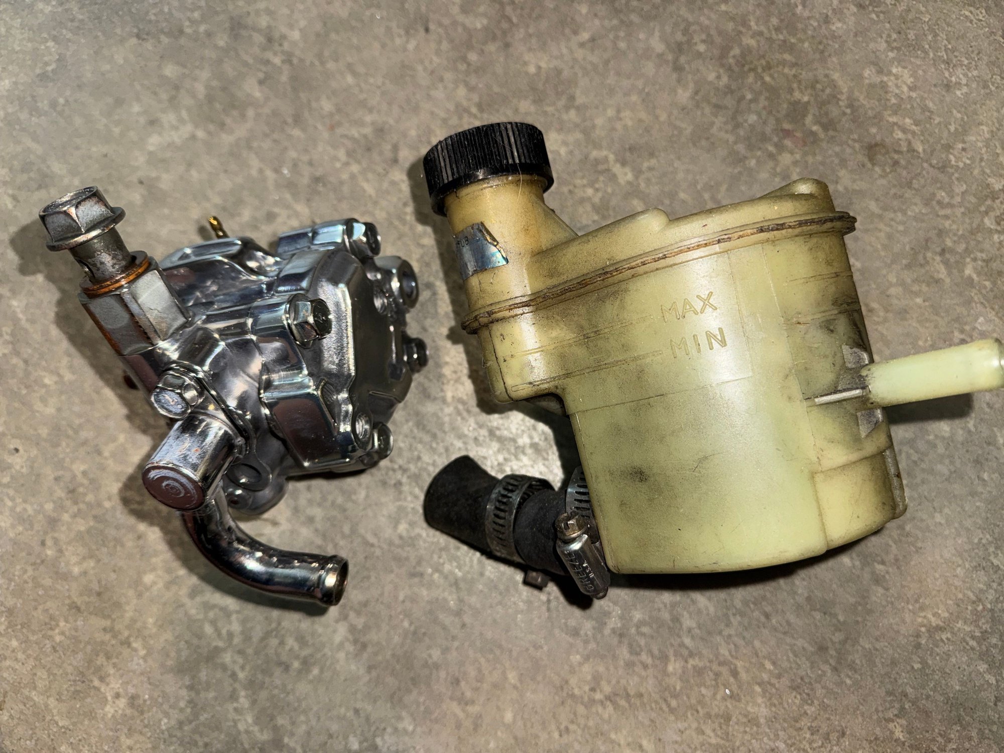 Miscellaneous - FD OEM Power Steering Pump & Reservoir (one polished and one non-polished) - Used - 1993 to 1995 Mazda RX-7 - Valencia, CA 91380, United States