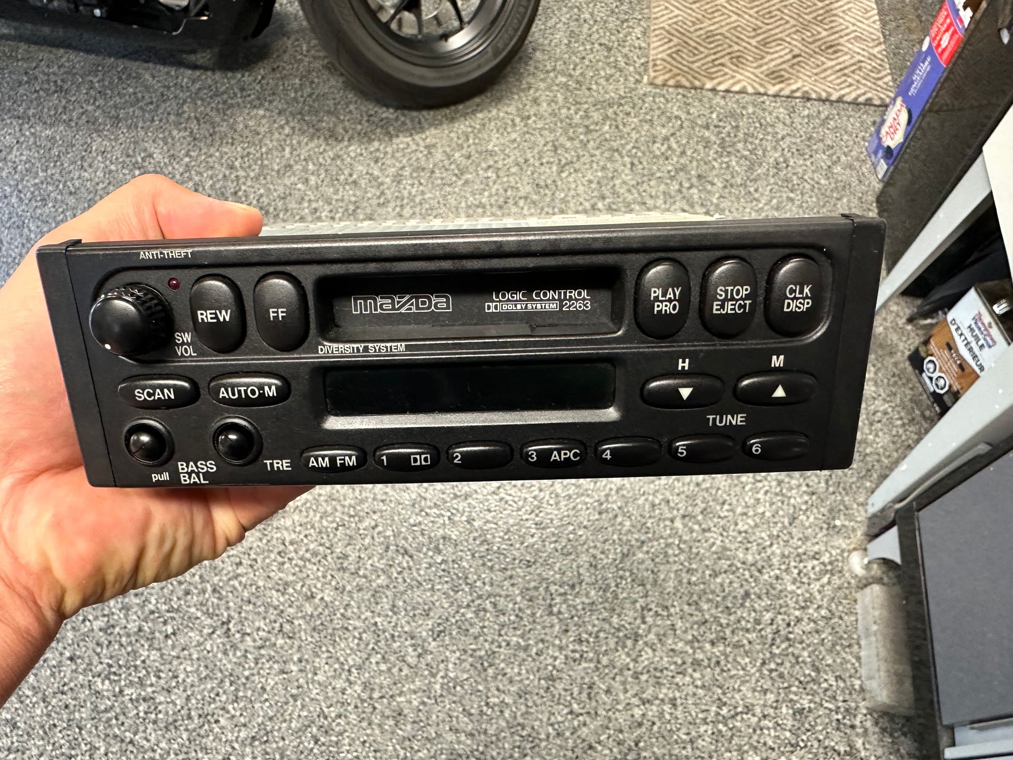 Audio Video/Electronics - FD Rx-7 NON-Bose head unit/CD player - Used - 1993 to 2001 Mazda RX-7 - Beaconsfield, QC H9W1A3, Canada