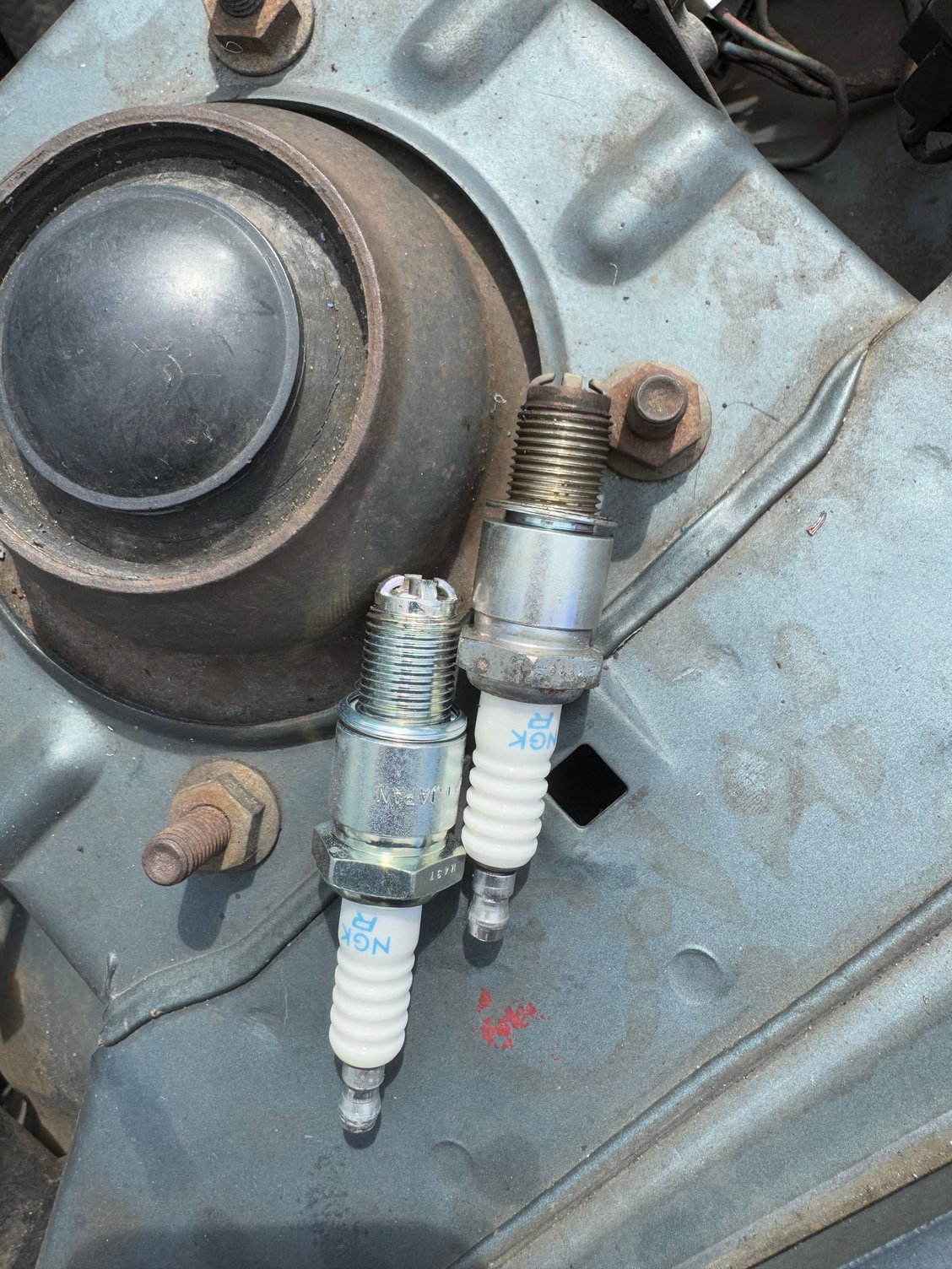 NGK plugs BR8EQ14
