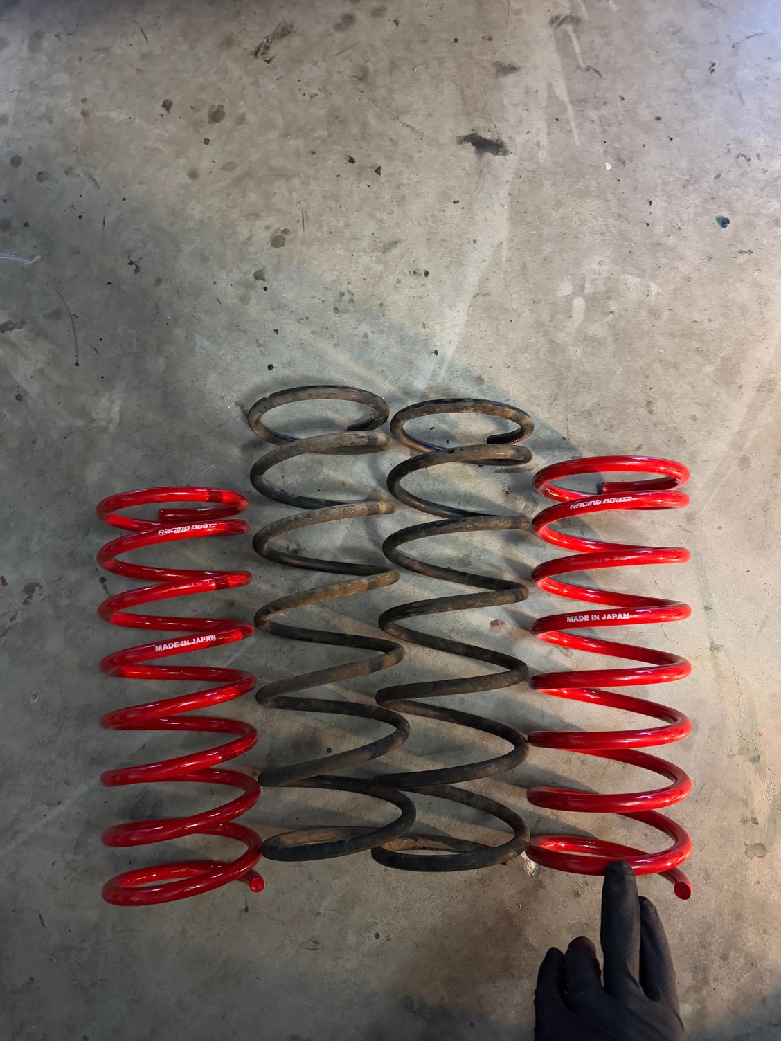 Here�s a comparison of the old stock springs and the Racing Beat springs.