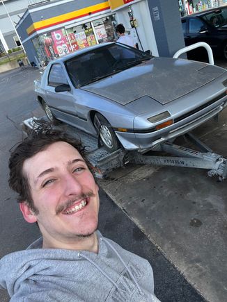 Look at that handsome fella he’s so happy 😁 