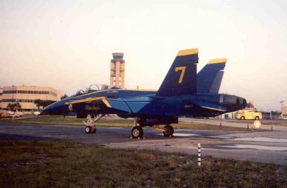 My fav Blue Angel. This was at the Ft Lauderdale Air show.