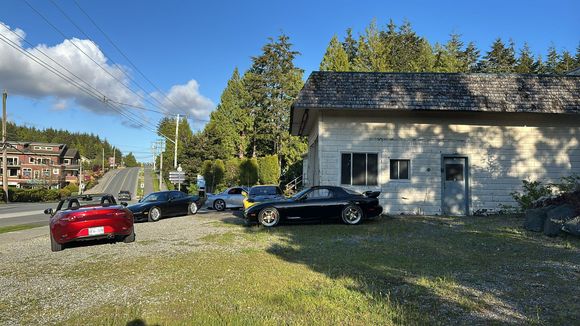 Fantasy garage find re-enactment.
