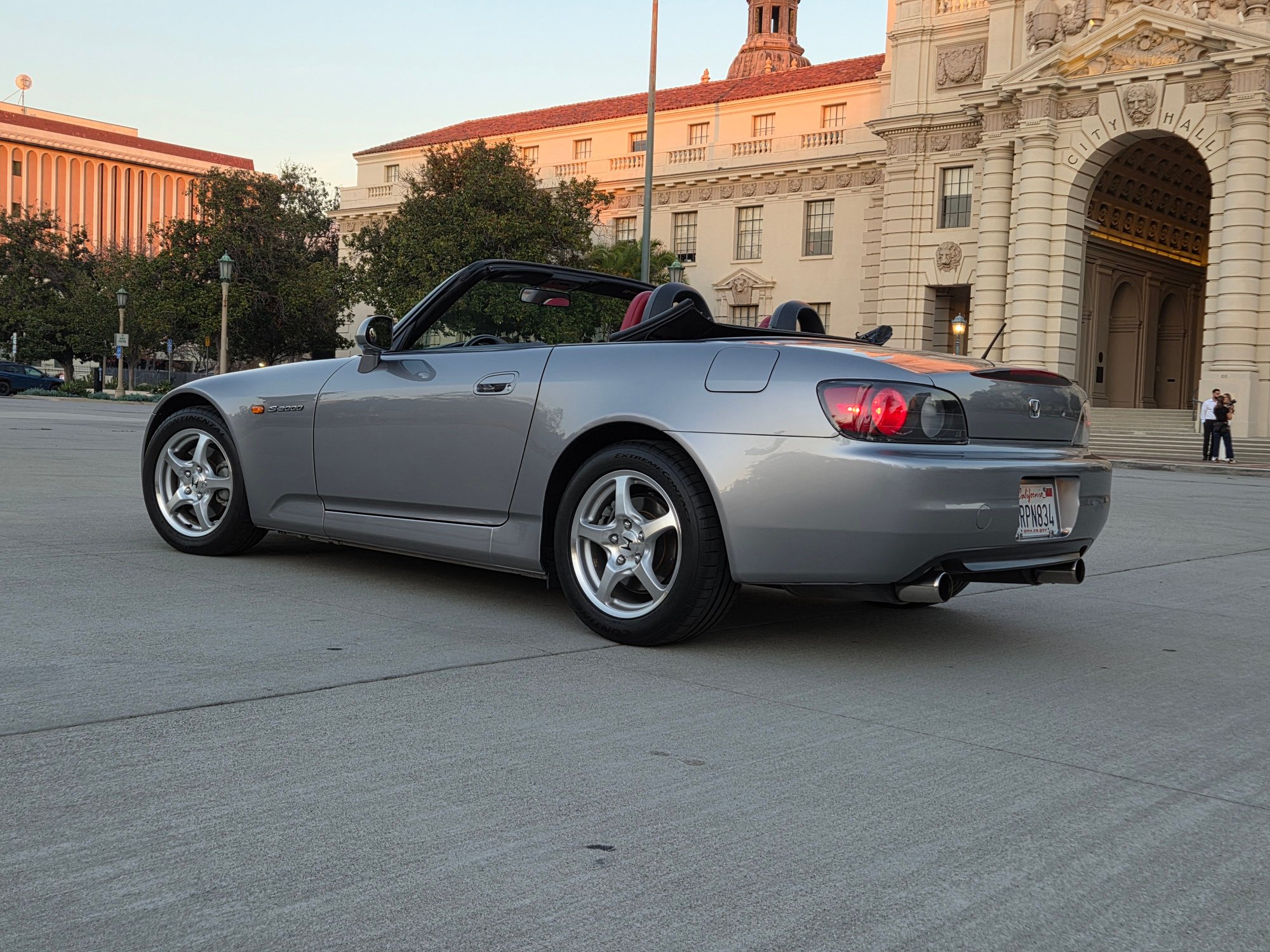 2000 Honda S2000 - Beautiful 2000 Honda S2000 - Used - VIN JHMAP1147YT007530 - 4 cyl - 2WD - Manual - Convertible - Silver - Glendale, CA 91203, United States
