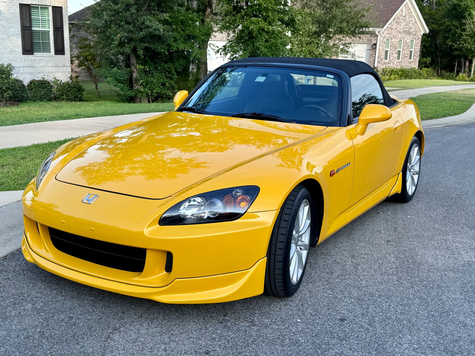 2006 Honda S2000 - FL 2006 Rio Yellow Pearl S2000 49540 miles - Used - VIN JHMAP21426S002129 - 49,540 Miles - 4 cyl - 2WD - Manual - Convertible - Yellow - Niceville, FL 32578, United States