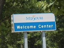 050718 MO, St Louis welcome 1135 AM.JPG