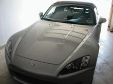 s2000, reflection on hood.jpg