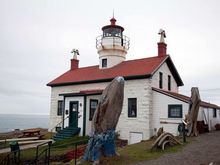 Crescent City Lighthouse.jpg