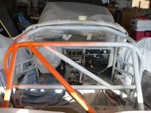 Painting rollcage 003.jpg