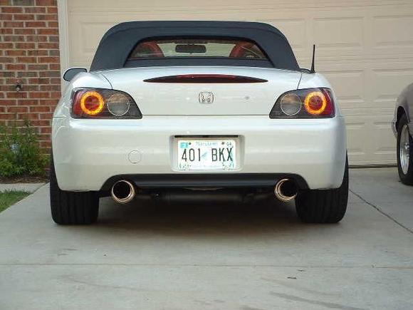 rearw_hks