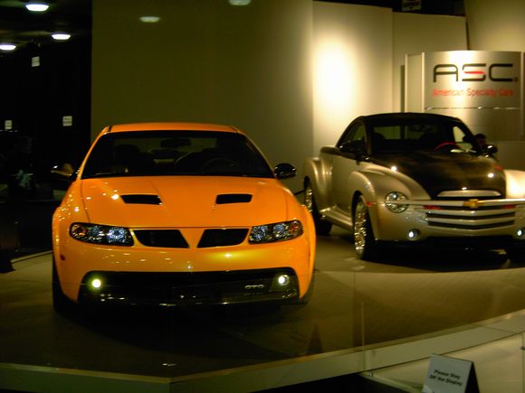 05 Detroit Auto Show 036.jpg