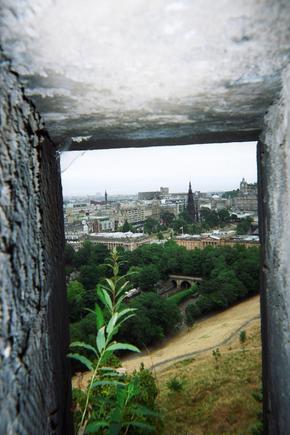 ViewfromEdinCastle
