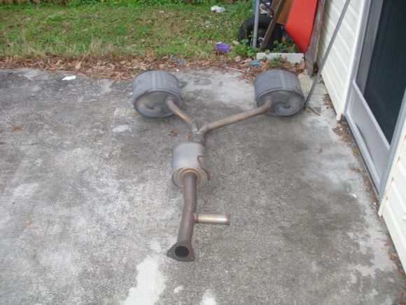 Exhaust 003.jpg