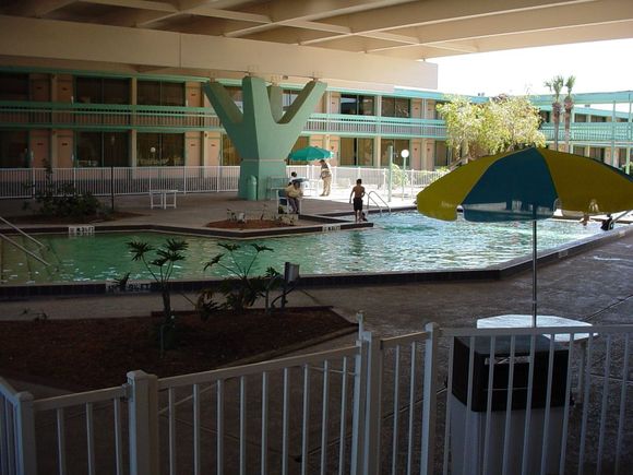 hojo pool.JPG
