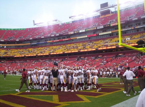 Big Redskins huddle