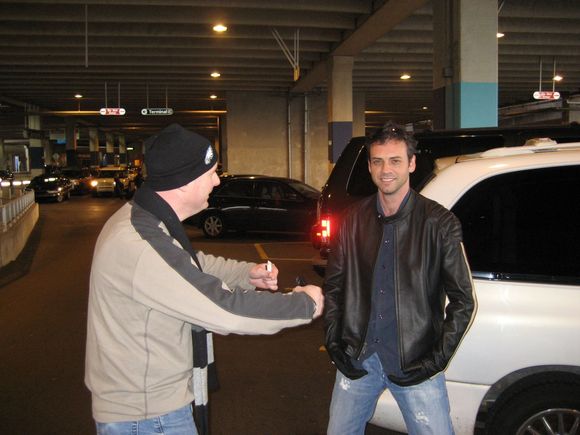 sticky 12-27-06 airport 015.jpg