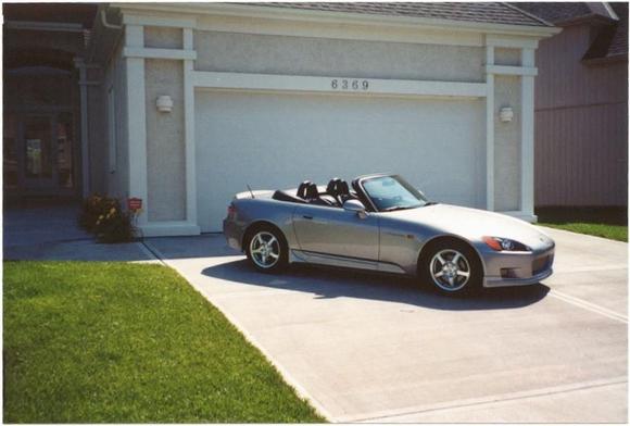 MY2001S2000.jpg