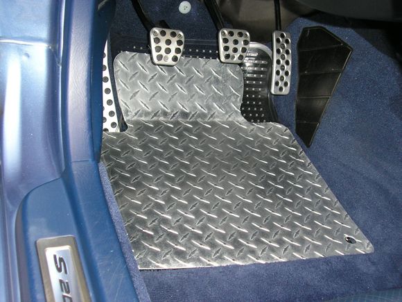 FLOOR PLATE drivers.JPG