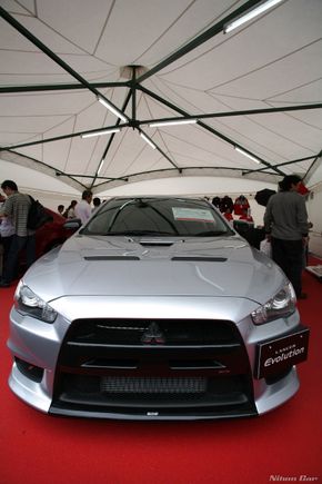 Lancer_Evolution_X_Ralliart_002.jpg