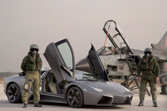 Lamborghini_Reventon_vs_Panavia_Tornado_MotorAuthority_003.j