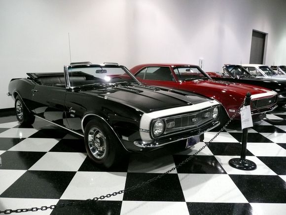 Camaro.JPG