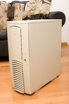 server-computer-1.jpg