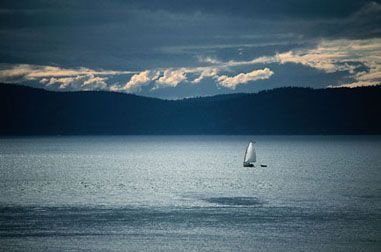 Hood Canal sail boat.jpg