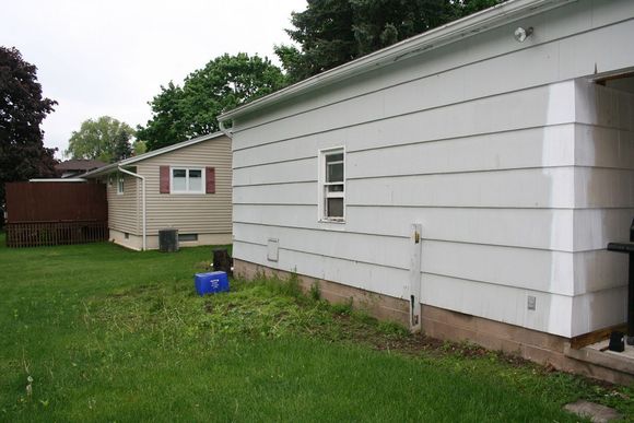 SHED_garageback1.jpg