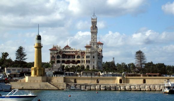 Lighthouse and palace.jpg