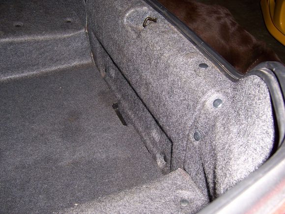 S2000 01 trunk liner back side.JPG