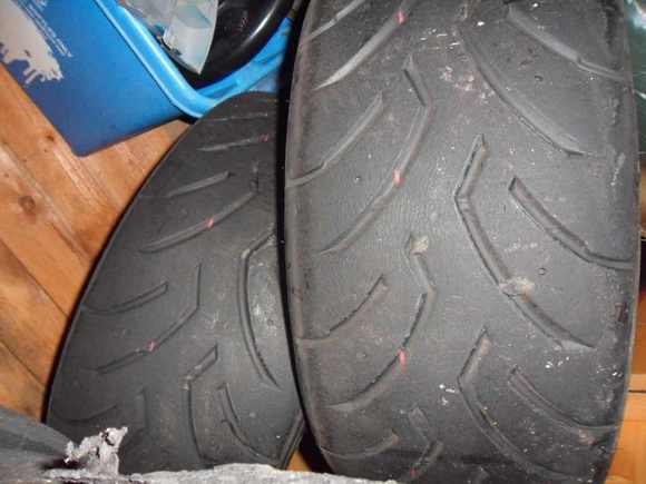Dunlop Direzza G03