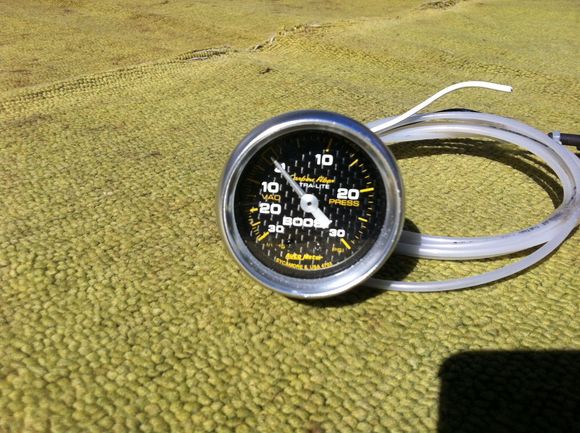 Autometer ultralite cf boost