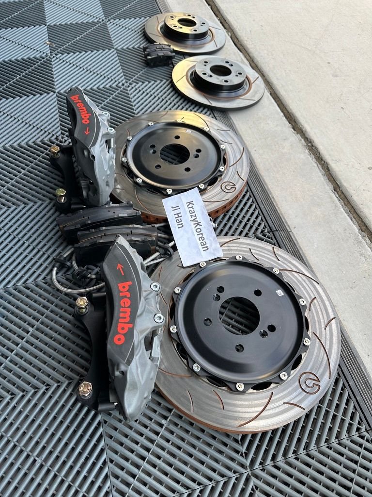 Brakes - Brembo Pista's with rear rotors and pads **Less than 500 miles** - Used - All Years  All Models - Glendale, AZ 85307, United States