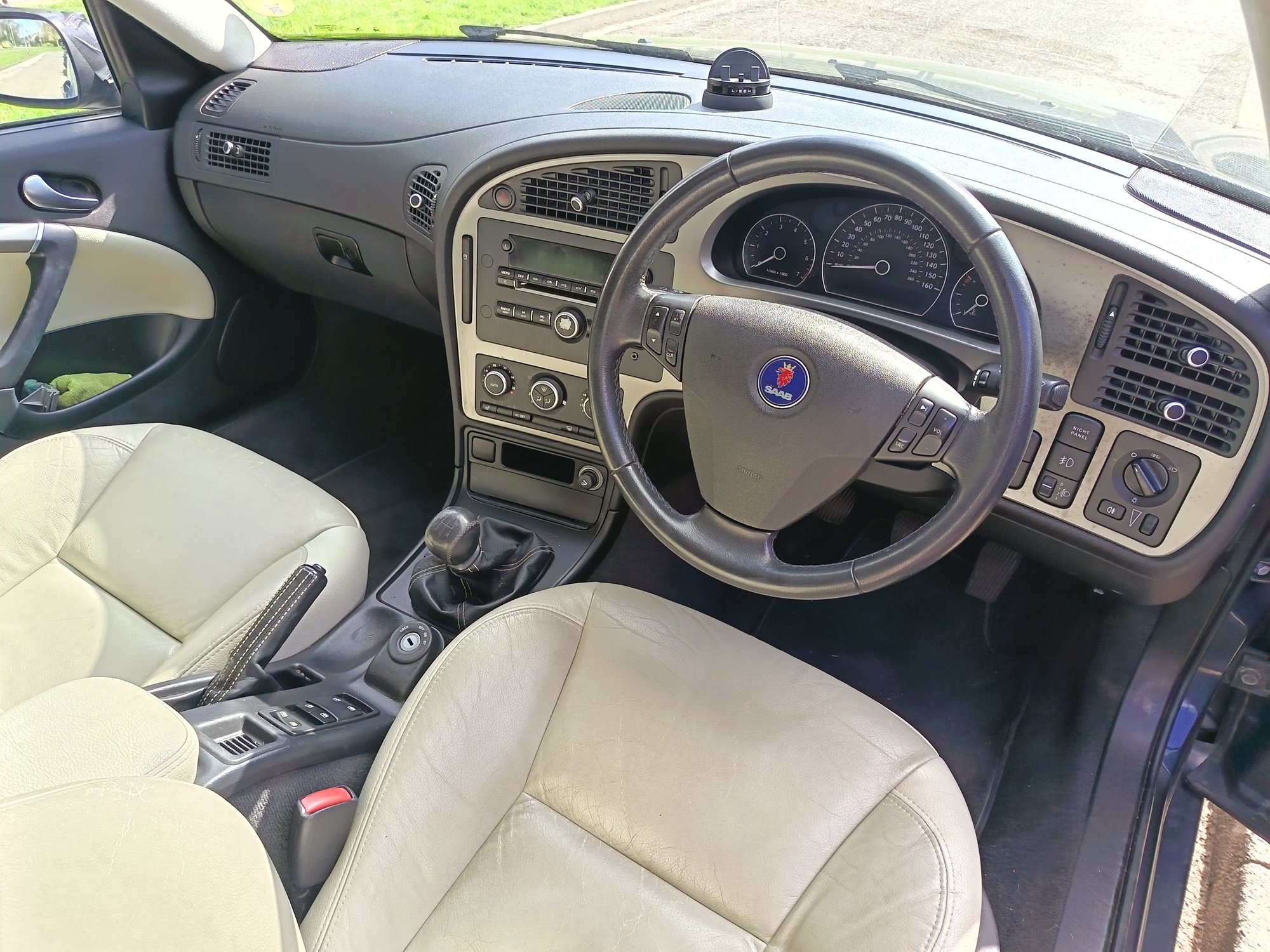 Full leather, heated seats, electric adjustments