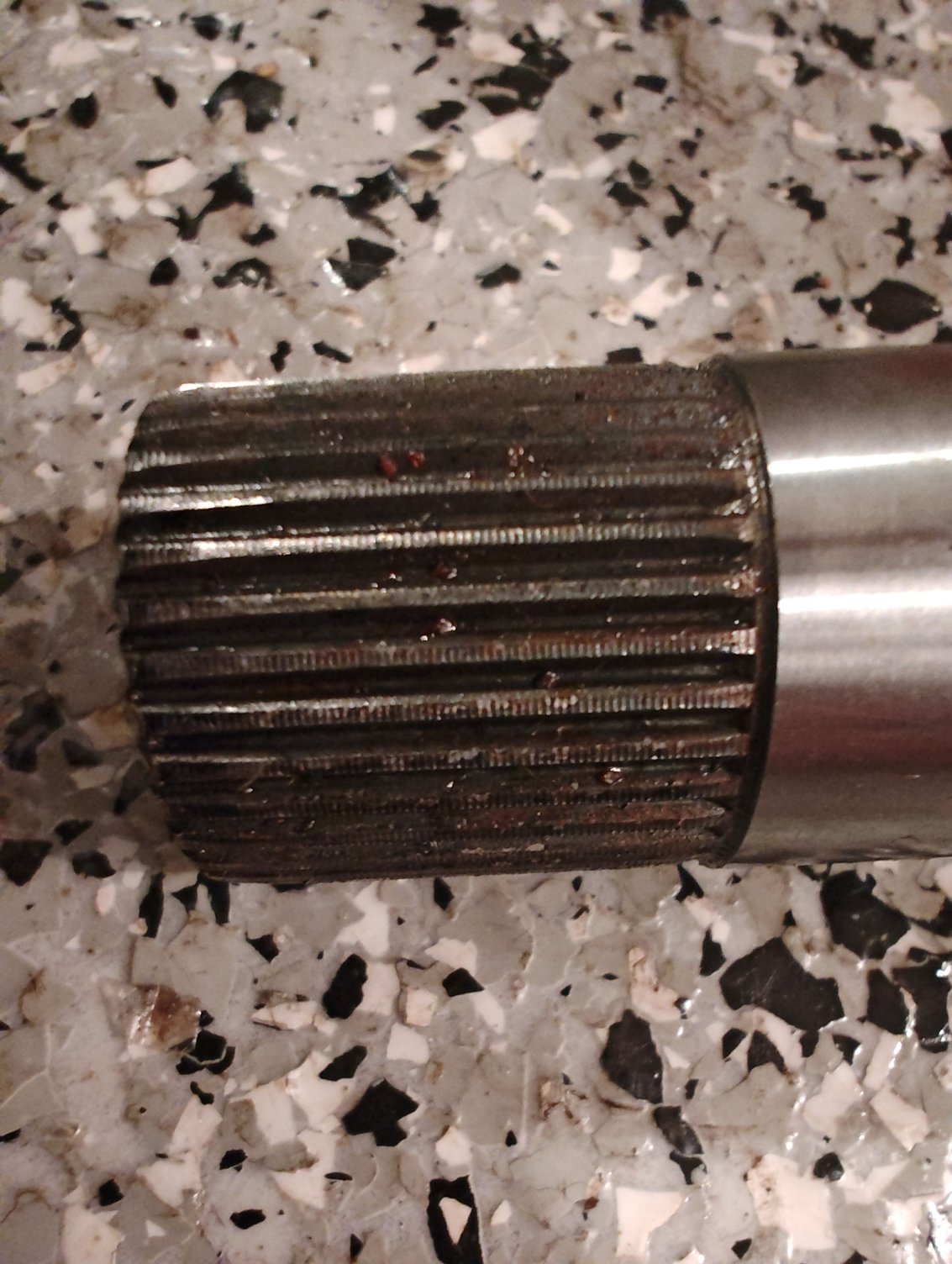 cv axle splines --- passenger side