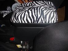 center arm rest zebra