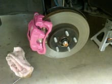 pink brake calipersssss :)
