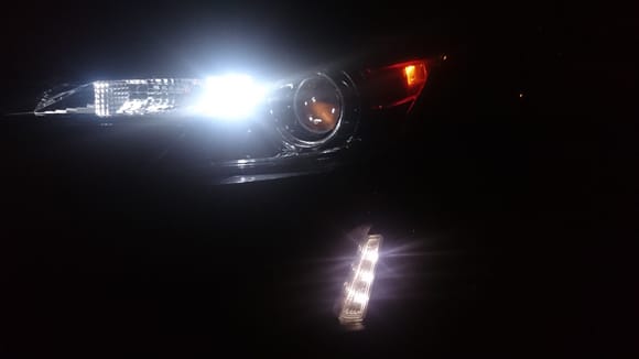 LEDs on, HIDs off